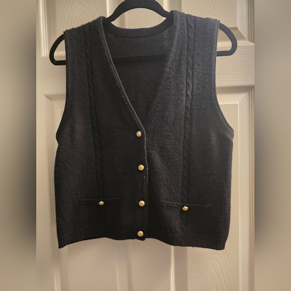 Sag Harbor black knitted v-neck vest, size small - Picture 1 of 5